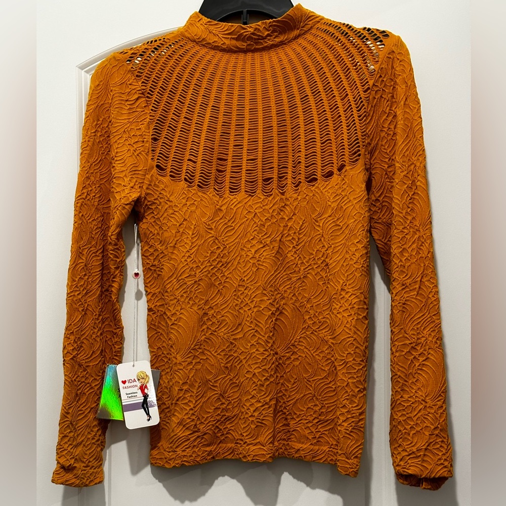 Mustard Yellow bodycon seamless long sleeve top size Medium/Large